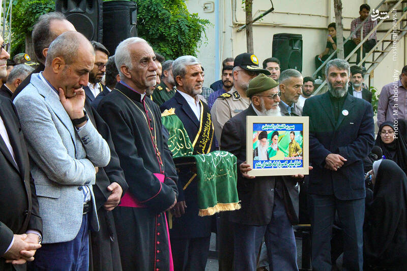 عکس/وداع با پیکر شهید آشوری «جانی بِت اوشانا»