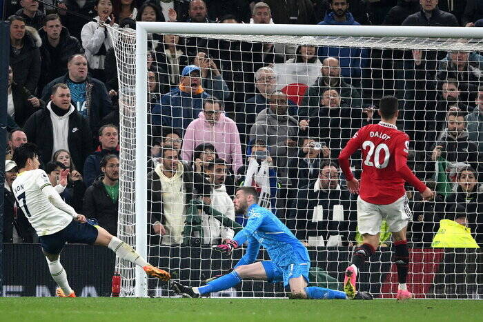 انتقاد تنهاخ از بازیکنان منچستر