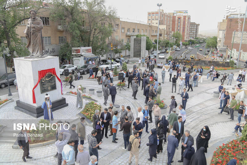 عکس/ رونمایی از بزرگترین مجسمه برنزی پایتخت