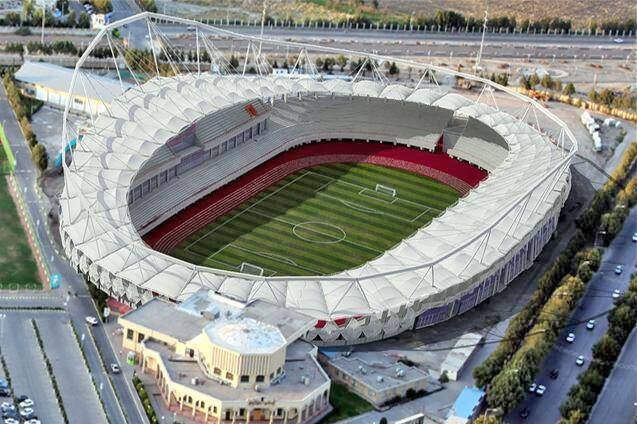 چرا استقلال و پرسپولیس ورزشگاه ندارند؟