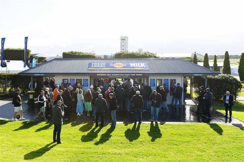 عکس / مسابقات اسب دوانی در استرالیا 16