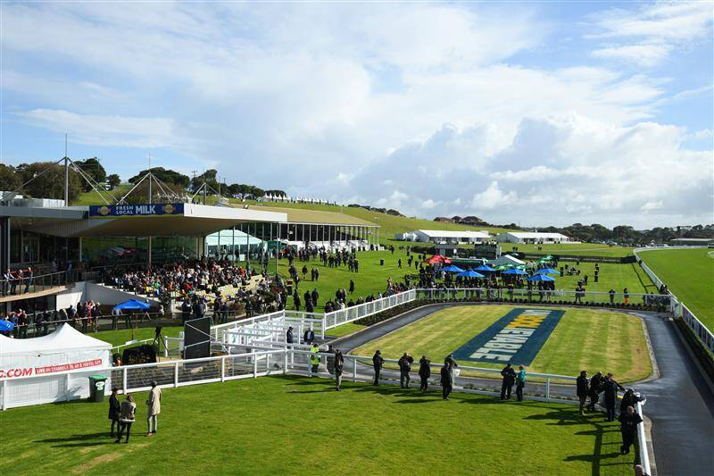 عکس / مسابقات اسب دوانی در استرالیا 22