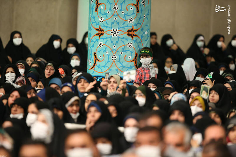 عکس/ دیدار جمعی از معلمان با رهبر انقلاب