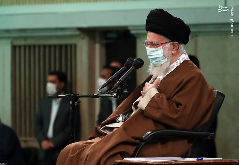 عکس/ دیدار جمعی از معلمان با رهبر انقلاب