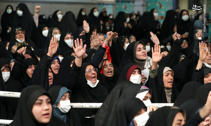 عکس/ دیدار جمعی از معلمان با رهبر انقلاب