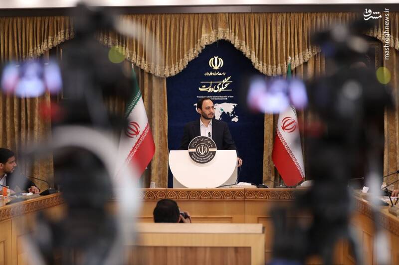 نشست مشترک شورای هماهنگی مجلس شورای اسلامی با اعضای محترم مجمع تشخیص مصلحت نظام ۱۱ اردیبهشت ۱۴۰۲ به میزبانی قوه مقننه در بهارستان برگزار شد. نشست مشترک شورای هماهنگی مجلس شورای اسلامی با اعضای محترم مجمع تشخیص مصلحت نظام ۱۱ اردیبهشت ۱۴۰۲ به میزبانی قوه مقننه در بهارستان برگزار شد.