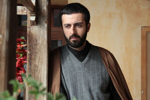 اندوه و بُهت برای درگذشت حسام محمودی / تداوم یک حضور «غریب»