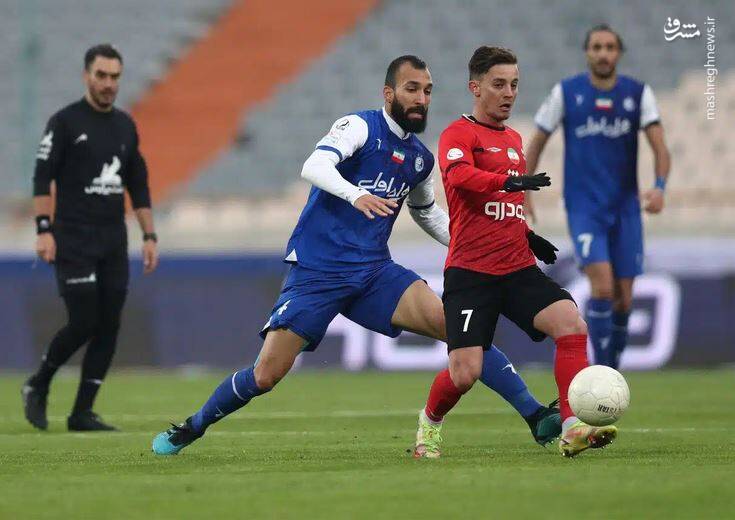 قهرمان لیگ در صورت تکرار نتایج دور رفتِ سه هفته پایانی/ بازیهای پرسپولیس سخت تر است یا استقلال و سپاهان؟