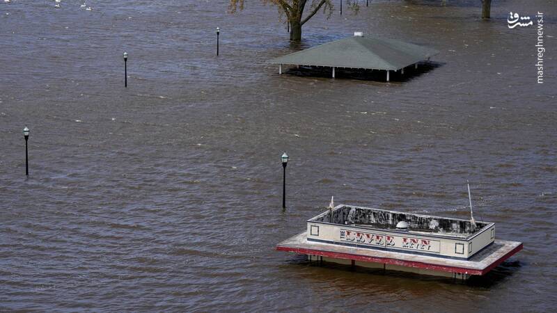 عکس/ طغیان و سیل در ۵ ایالت آمریکا