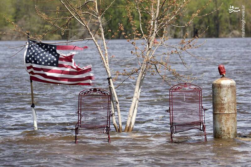 عکس/ طغیان و سیل در ۵ ایالت آمریکا