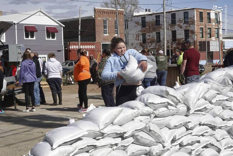 عکس/ طغیان و سیل در ۵ ایالت آمریکا