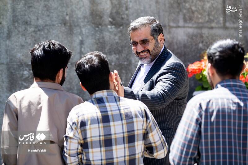 عکس/ وزرای دولت در حیاط دولت