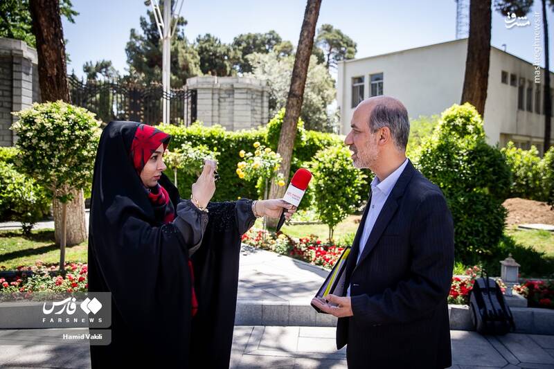 عکس/ وزرای دولت در حیاط دولت