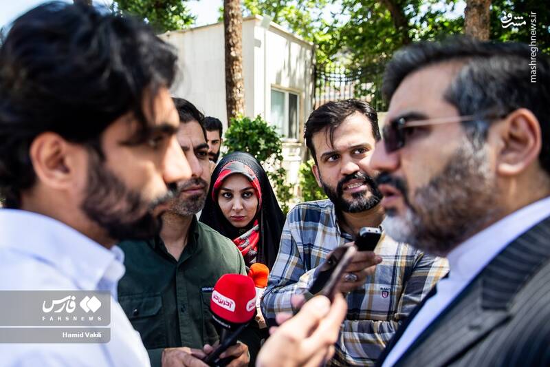 عکس/ وزرای دولت در حیاط دولت