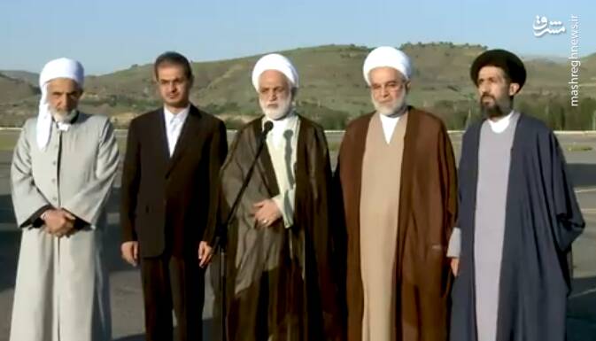 میخواهیم انتقادات و پیشنهادات مردم را بشنویم و در جهت رفع مشکلات گام برداریم/ما مسئولان و کارکنان دستگاه قضایی باید بدانیم که مردم، ولی نعمتان ما هستند و باید تمام را در راستای رفع مشکلات مردم بگذاریم