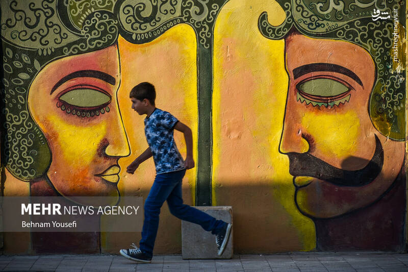 عکس/ کوچهای گرافیکی در شیراز