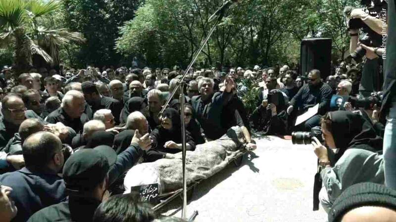 عکس / مراسم تشییع پیکر حسام محمودی 3