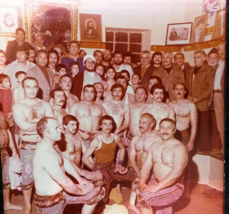 زورخانه پولاد در شیراز.زورخانه پولاد یکی از قدیمی ترین زورخانههای شیراز است که حدود ۱۶۰ سال قدمت دارد.