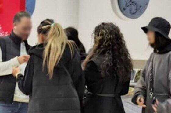 وقتی کشف حجاب سلبریتیها به کمک دشمن میآید