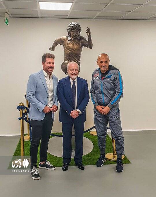 تونل افتخار برای ناپولی با حضور سیمئونه +عکس و فیلم