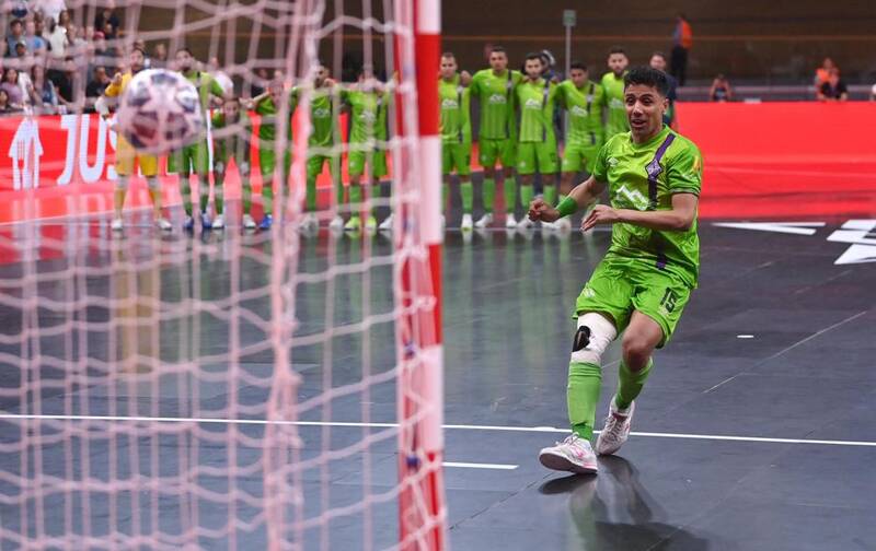 قهرمانی طیبی و اولادقباد در لیگ قهرمانان اروپا/ کلکسیون کاپیتان فوتسال ایران کامل شد