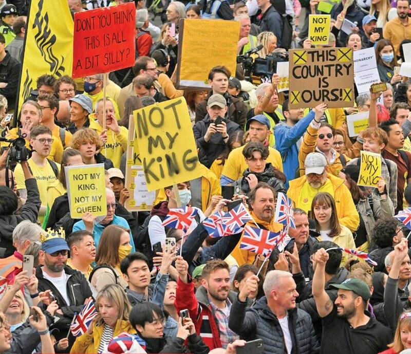 ذوق زدگی عجیب بیبیسی فارسی از مراسم تاجگذاری+ فیلم