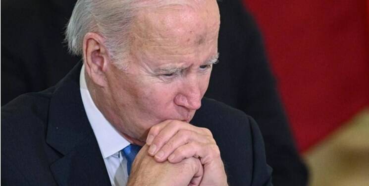 مذاکره بایدن با نمایندگان مخالف برای حل مشکل سقف بدهی آمریکا