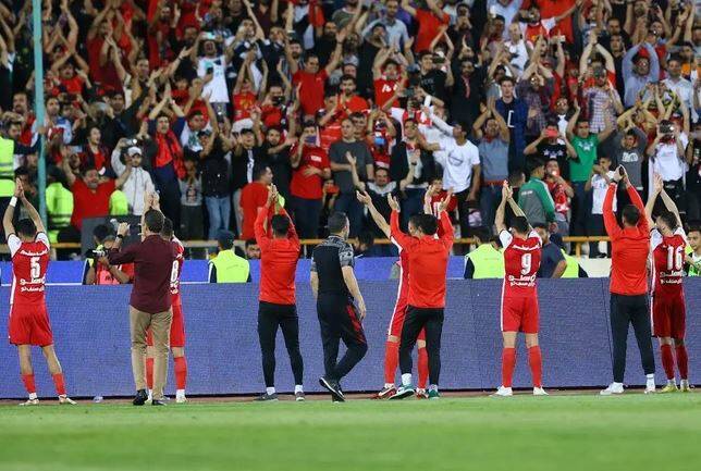 بررسی شانس قهرمانی پرسپولیس، سپاهان و استقلال در ۲ هفته پایانی/ معجزه ای که آبی پوشان را قهرمان میکند!