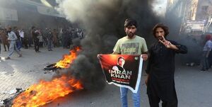 آشوب در پاکستان؛ حمله هواداران عمران خان به پادگان‌ها و مراکز نظامی