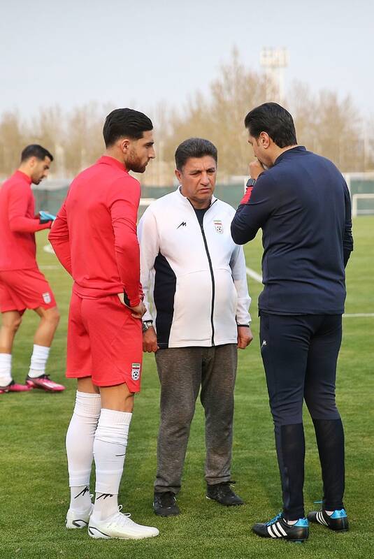 شانس تیم ملی برای قهرمانی در آسیا زیاد نیست/ مقابل عمان برانکو به مشکل میخوریم