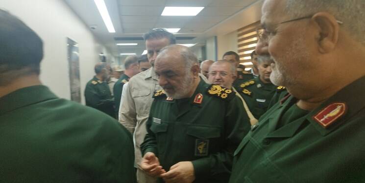 سپاه امنیت و سلامت مردم را بر آسایش خود ترجیح می دهد/ جانفدای ملت هستیم