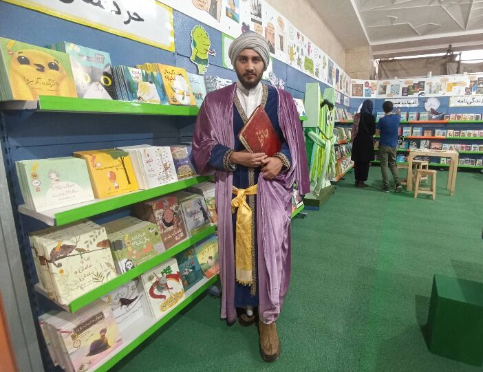 بهار کتاب در ایران آغاز شد / آب و آتش در روز نخست نمایشگاه کتاب + عکس 6