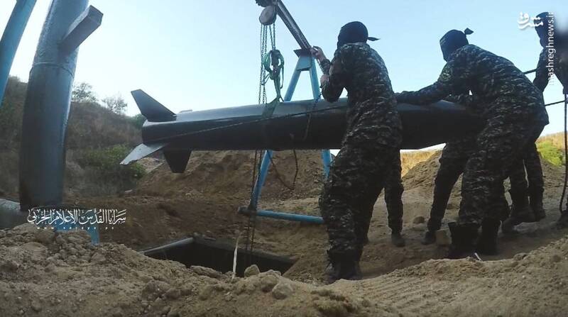 گنبد آهنین بی فایده بود؛ پدافند اسرائیل دست به دامان فلاخن داود شد/ موشکهای خیبر و بدر۳ عسقلان و تل آویو را به شهر ارواح تبدیل کردند +تصاویر