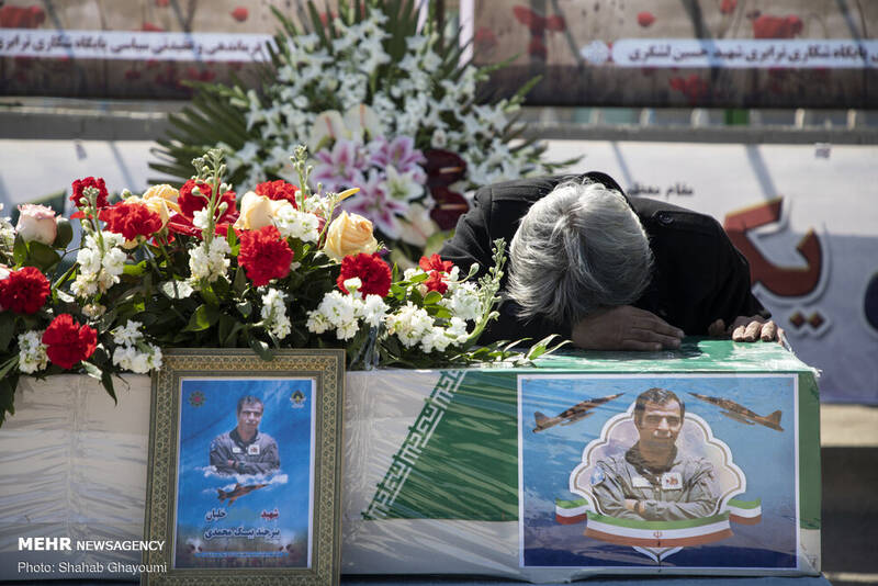 خلبانی که هواپیمای آبکششده با ضدهوایی رابه زمین نشاند/سفر۳۲ساله