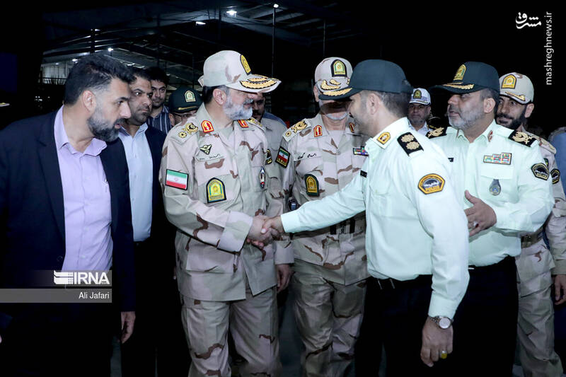 عکس/ بازدید فرمانده کل انتظامی از مرز مهران
