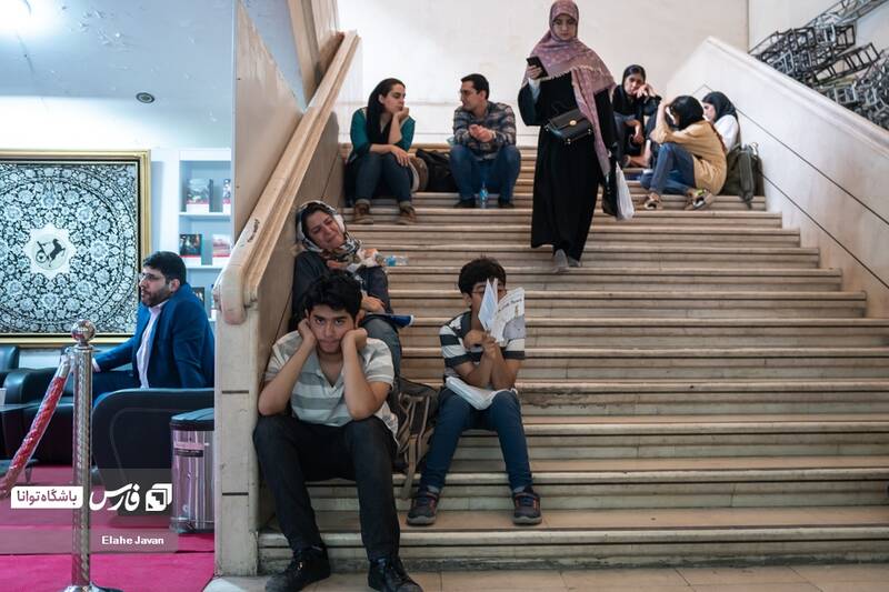 عکس / استقبال علاقه مندان از نمایشگاه کتاب 4