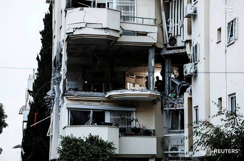 خطاب به صهیونیستها: سعی کنید ظرفیتتونرو ببرید بالا +عکس