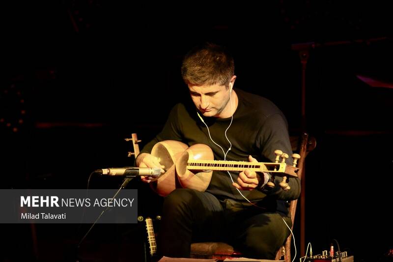 عکس / کنسرت علیرضا قربانی در رشت 6