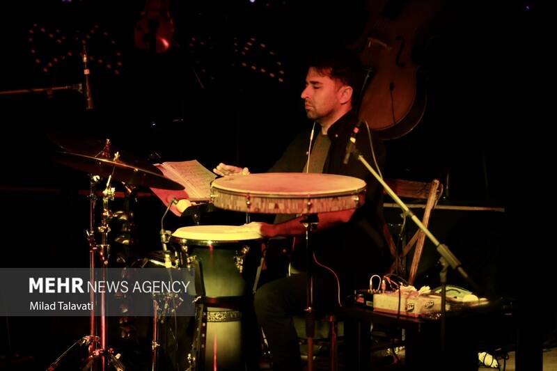 عکس / کنسرت علیرضا قربانی در رشت 9