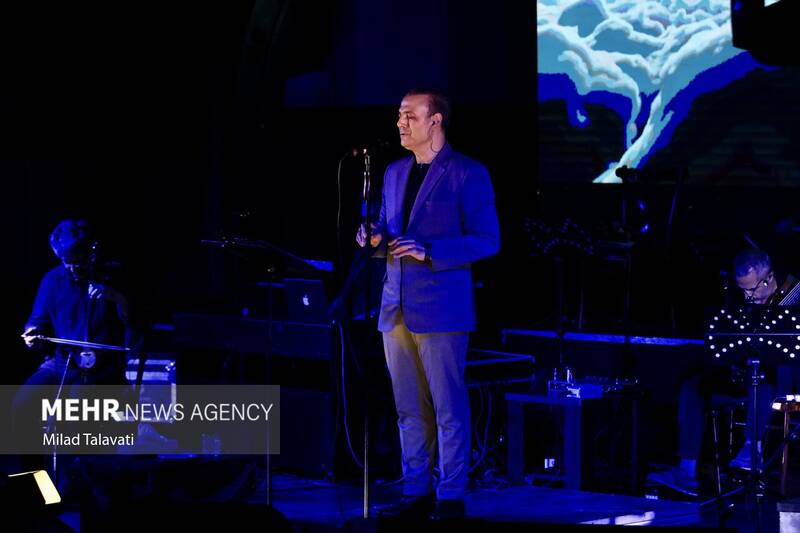 عکس / کنسرت علیرضا قربانی در رشت 10