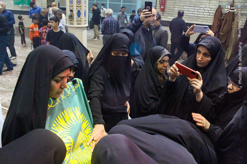 عکس/ شب شهادت امام صادق(ع) در مسجد جامع فاطمیه