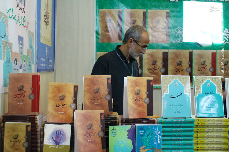 عکس/ نمایشگاه کتاب در روز هفتم
