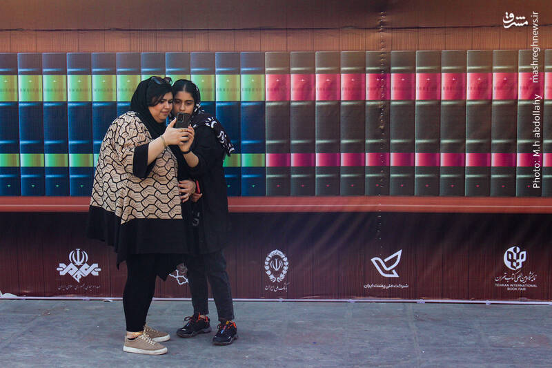 عکس/ نمایشگاه کتاب در روز هفتم