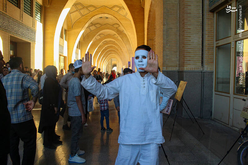 عکس/ نمایشگاه کتاب در روز هفتم