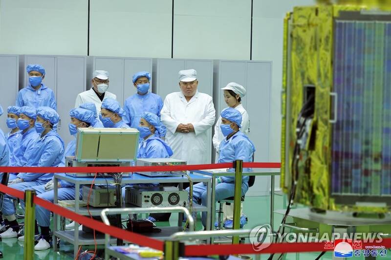 تاکید «کیم جونگ اون» بر اهمیت ماهواره نظامی علیه آمریکا