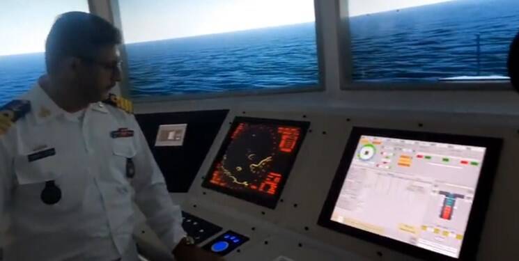 ساخت کاملترین شبیهساز ناوبری شناورهای نظامی منطقه در نوشهر/ فرمانده ارتش: دیگر به شبیهسازهای خارجی متکی نیستیم