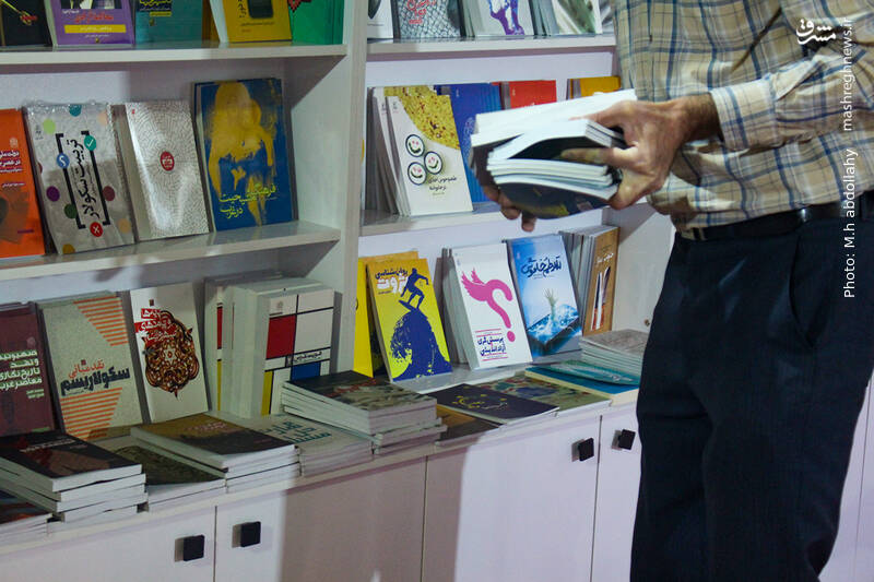 عکس/ نمایشگاه کتاب در روز هشتم