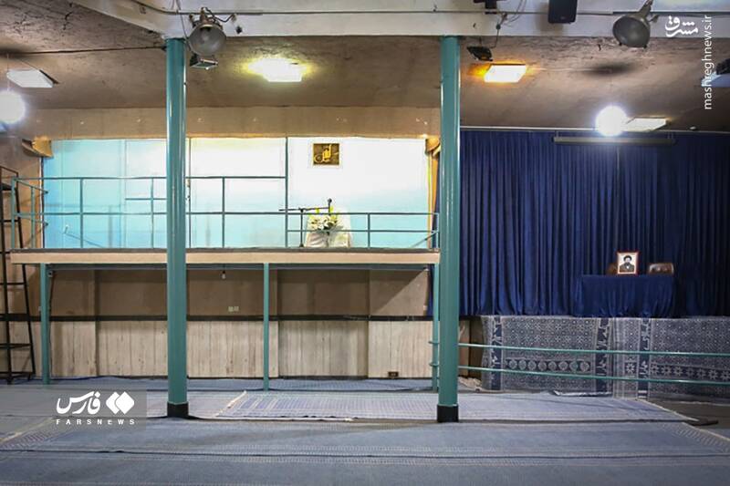 عکس/ سالروز ورود امام خمینی(ره) به حسینیه جماران