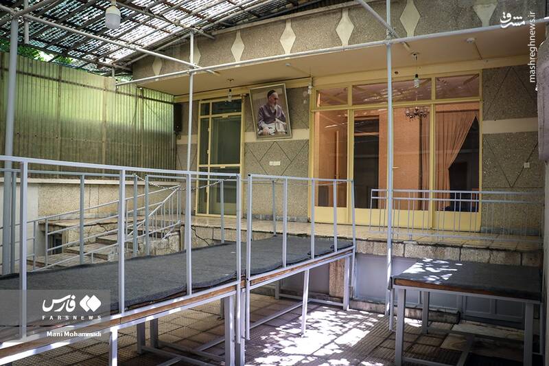 عکس/ سالروز ورود امام خمینی(ره) به حسینیه جماران