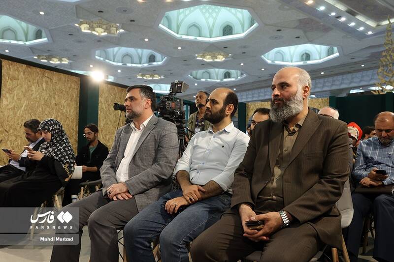 عکس / رونمایی از کتاب «ایران آینده» با یادبود عماد افروغ 8